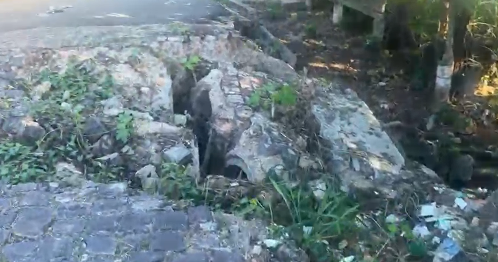 Moradores do bairro Satélite em Teresina alertam sobre avanço de grotão e riscos de acidentes