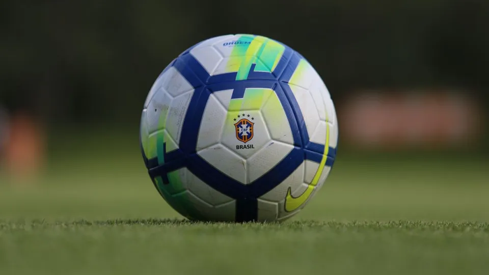 Brasileirão retorna com jogos emocionantes; confira a 19ª rodada