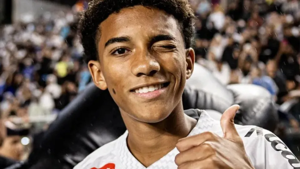 Robinho Jr. retorna ao Santos e é relacionado por Cuca para jogo contra Botafogo