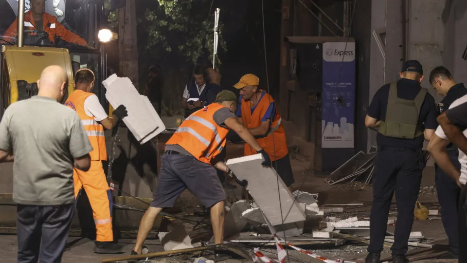 Ataques na Ucrânia resultam em 10 mortos e 20 feridos