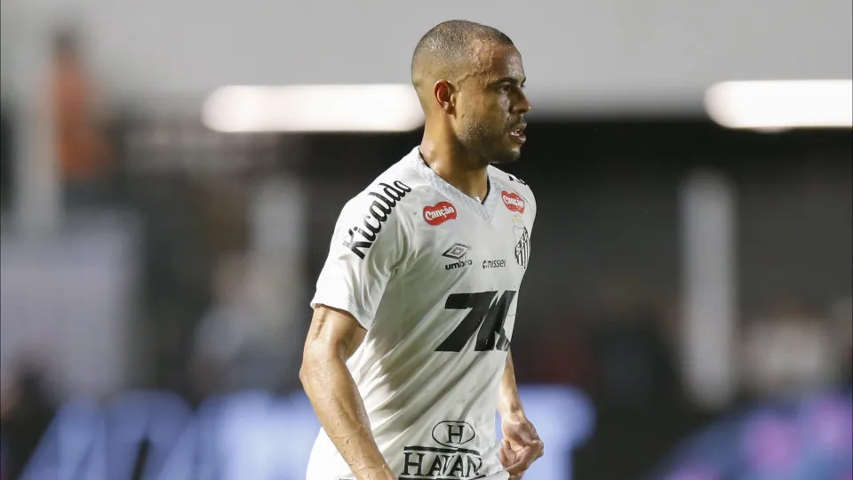 Santos encerra negociações com Mayke e caso vai para o jurídico