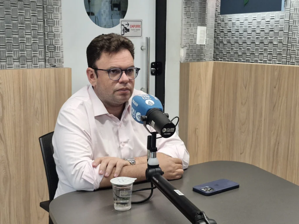 Aluísio Sampaio é exonerado da SDU e retorna à Câmara de Teresina