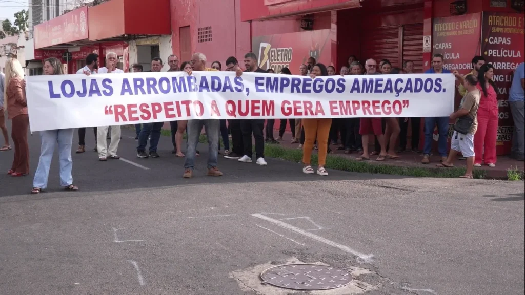 Comerciantes se mobilizam no Centro de Teresina contra insegurança crescente