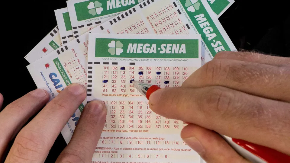 Mega-sena acumula e próximo sorteio pode pagar R$ 50 milhões