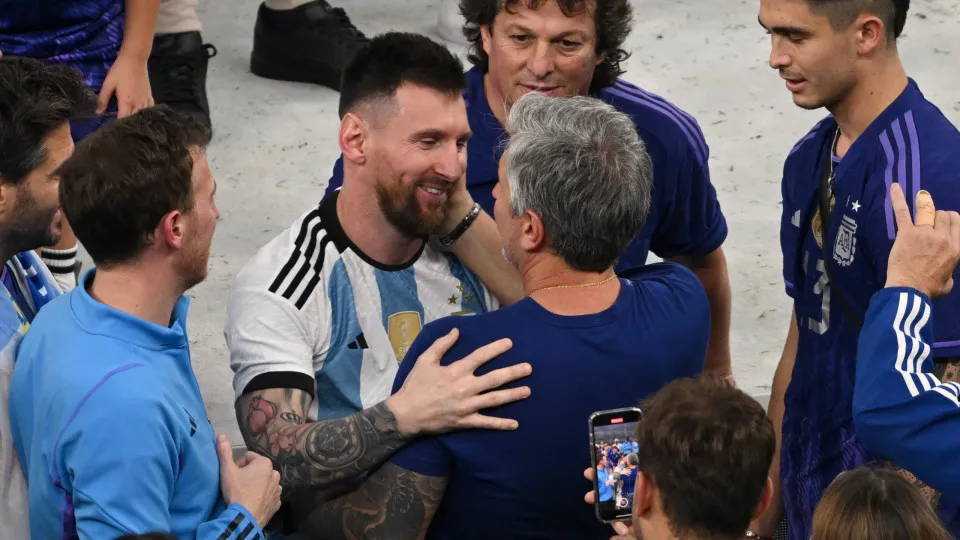 Pai de Lionel Messi morre aos 68 anos na Argentina