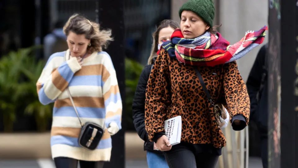 Frente fria traz instabilidade e risco de tempestades no Sul e Sudeste