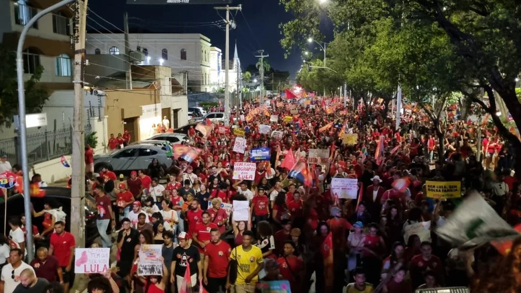 Ato em Teresina mobiliza apoio à reeleição de Lula