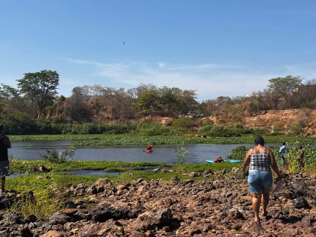 Bombeiros seguem em busca de jovem desaparecido no Rio Poti após tentativa de salvamento