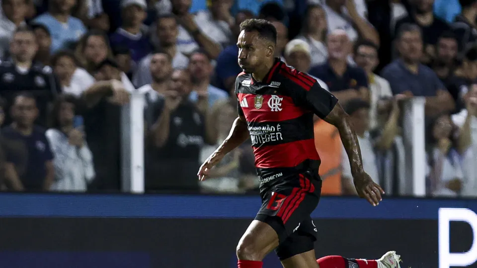 Flamengo registra nove fraturas em 2026 e critica arbitragem