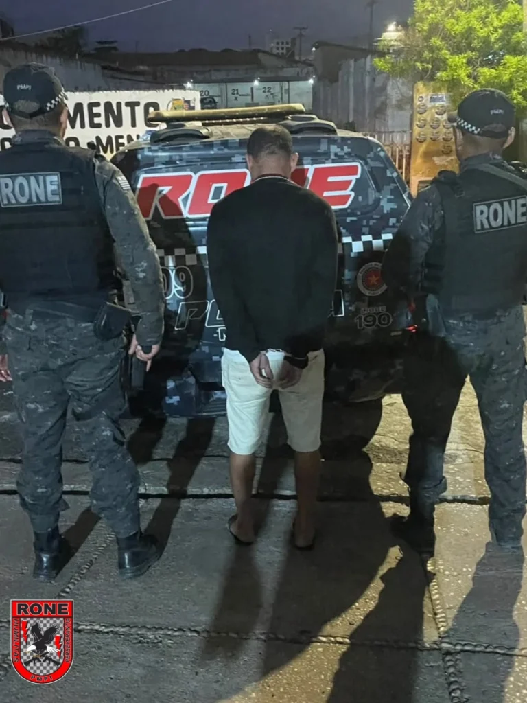 Homem foragido é preso na Rodoviária de Teresina após desembarque de ônibus