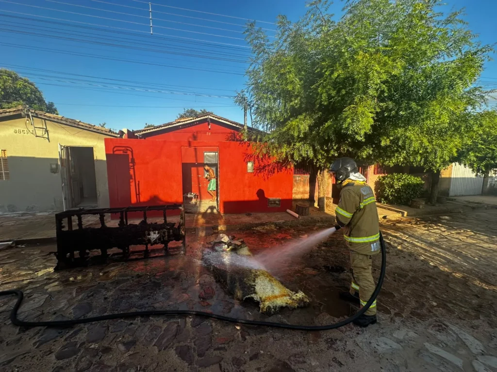 Incêndio em Piripiri: ventilador causa danos em residência