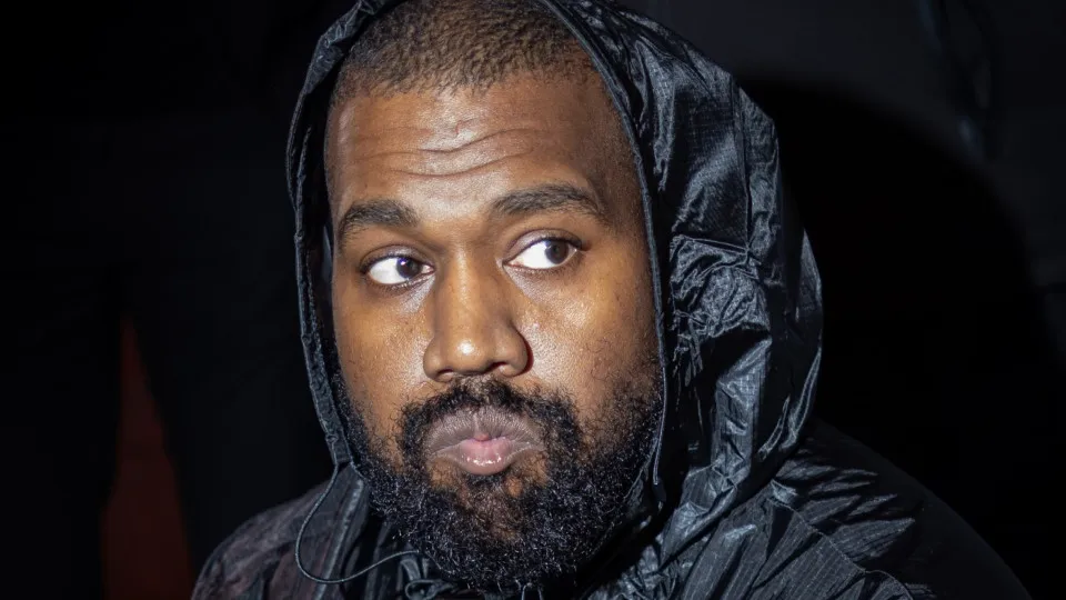 Kanye West cancela shows na Rússia após impasse de semanas