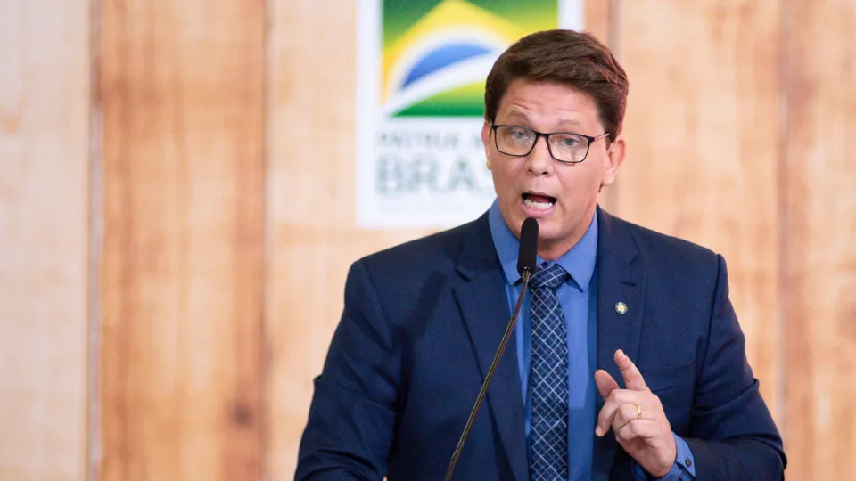 Mario Frias é investigado por pagamentos a empresa ligada a ex-diretora da Cultura