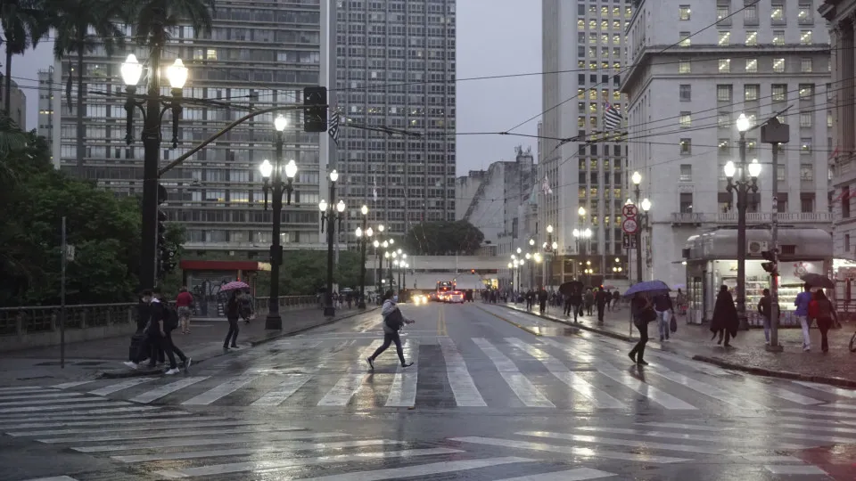 Previsão de chuva intensa em São Paulo até o primeiro turno das eleições