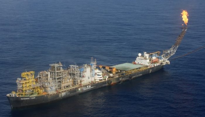 2024-08-12T211638Z_1_LYNXMPEK7B0ME_RTROPTP_3_PETROBRAS-SUBSALT.jpg