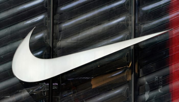 2024-09-20T144426Z_1_LYNXMPEK8J0JC_RTROPTP_4_NIKE-CEO.jpg