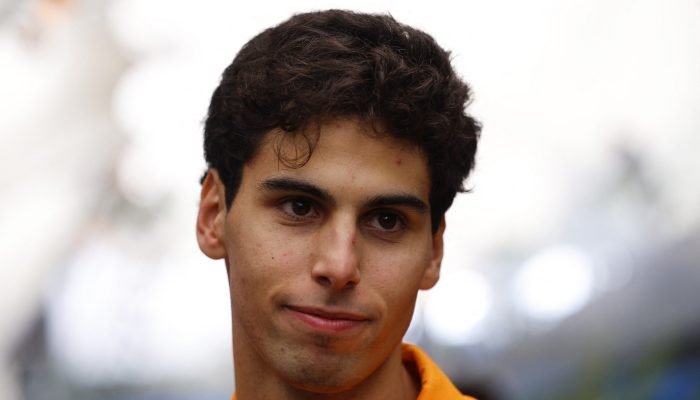 Gabriel Bortoleto antes da corrida sprint do Grande Prêmio São Paulo de F1 02/11/2024 REUTERS/A...