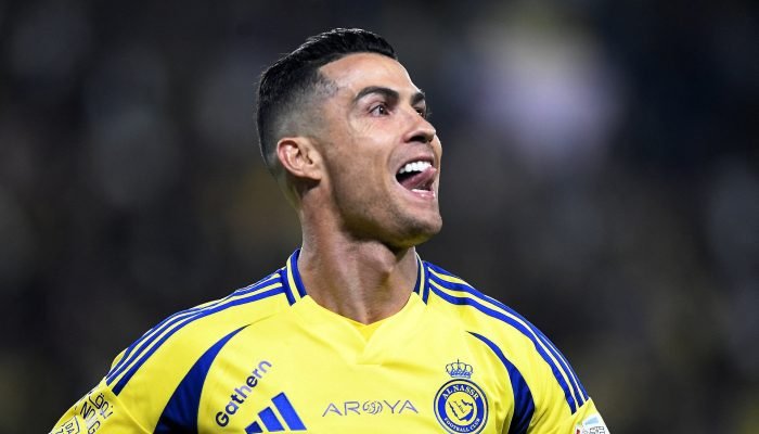 Cristiano Ronaldo comemora gol em partida do Al Nassr contra o Al Fayah em Riade 07/02/2025 REUTE...