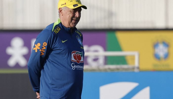 2025-06-02T191353Z_226093366_UP1EL621HF4O2_RTRMADP_3_SOCCER-WORLDCUP-BRA-ANCELOTTI_ab4435.jpg