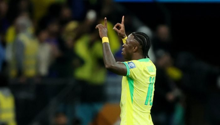 2025-06-11T013407Z_2074850770_UP1EL6B04CU6Z_RTRMADP_3_SOCCER-WORLDCUP-BRA-PRY-REPORT.jpg