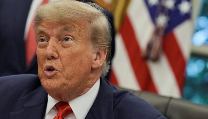 2025-06-30T235636Z_2_LYNXMPEL5T154_RTROPTP_4_USA-TRUMP.jpg