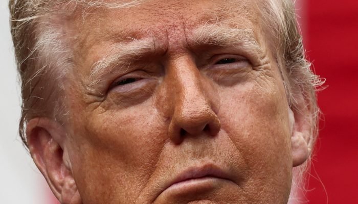 2025-09-11T151330Z_2008281518_RC2QPGAYCV72_RTRMADP_3_USA-TRUMP.jpg