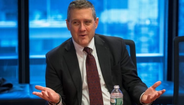 2025-09-15T191556Z_1_LYNXNPEL8E0SB_RTROPTP_3_MACRO-FED-BULLARD-CHAIR.jpg