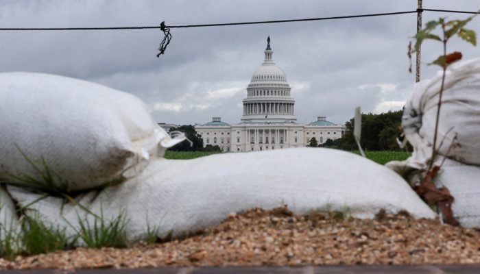 2025-10-08T134322Z_522619169_RC2P7HATD5L1_RTRMADP_3_USA-SHUTDOWN.jpg