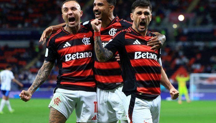 REUTERS/Thaier Al-Sudani TPX IMAGES OF THE DAY