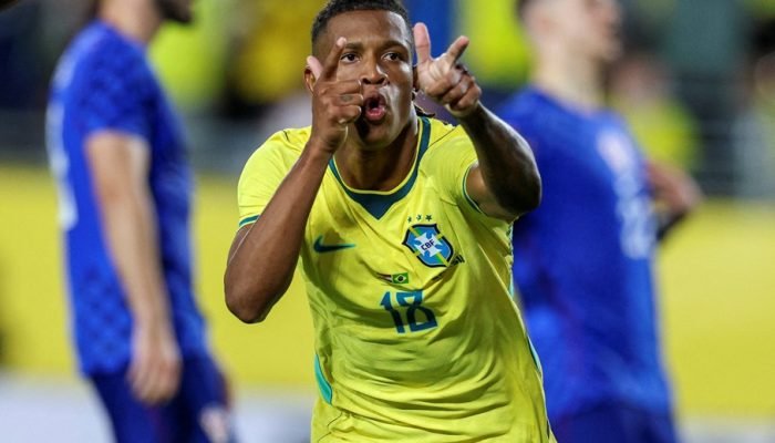 2026-04-01T092000Z_1330778538_28630985_RTRMADP_3_SOCCER-USA