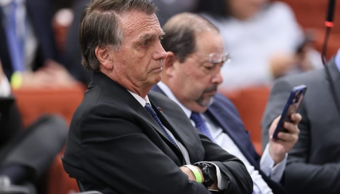 Artigo em revista já levou Bolsonaro à prisão em 1986; entenda