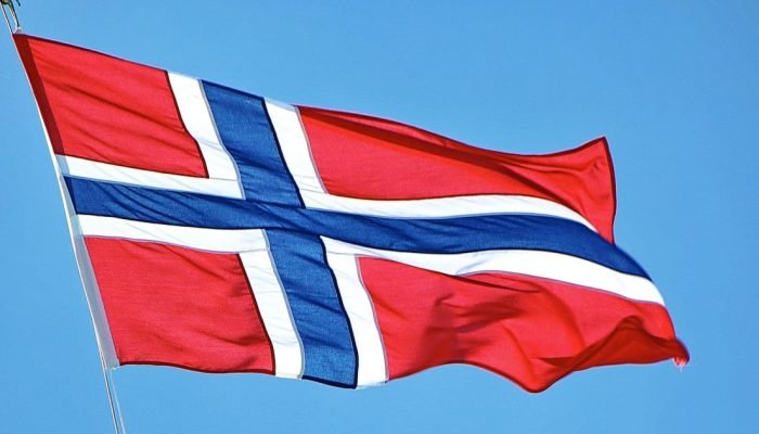 Avistamento de drones suspende pousos em aeroporto da Noruega