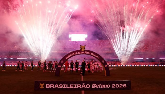 Entrada em campo das equipes do São Paulo e do Palmeiras no Brasileirão 2026 (Foto: REUTERS/Thi...