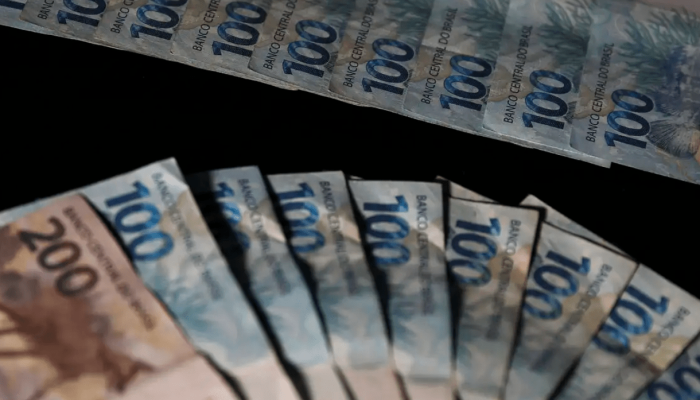 Notas de 100 reais (José Cruz/Agência Brasil)