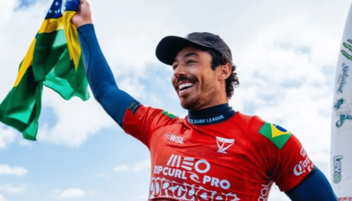 Yago Dora supera Italo Ferreira e é campeão da etapa de Peniche da WSL - GP1 (Foto: Manel Geada...