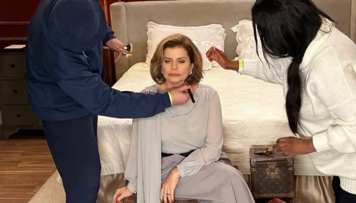 Debora Bloch faz ensaio de fotos durante morte de Odete Roitman