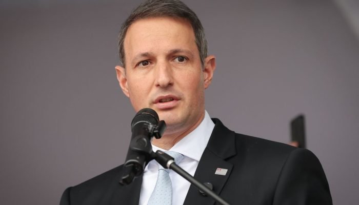 Derrite revê papel da PF em novo relatório, mas ainda desagrada governo