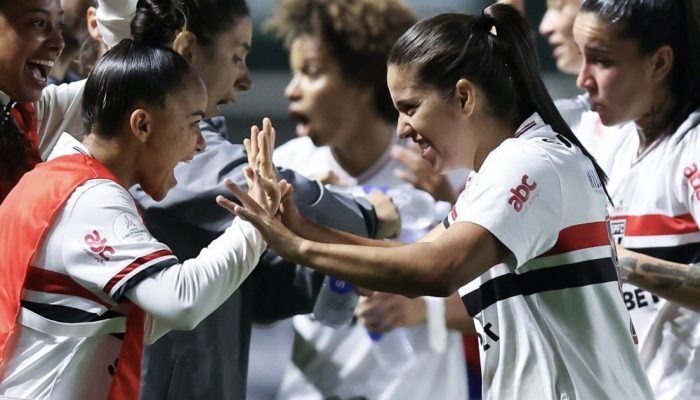 Libertadores Feminina: São Paulo derrota San Lorenzo e estreia com vitória