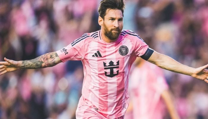 Lionel Messi está perto de bater recorde de Carlos Vela na MLS