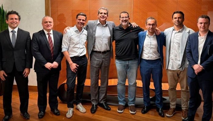Mano critica aumento da dívida do Corinthians e apoia projeto da SAFiel