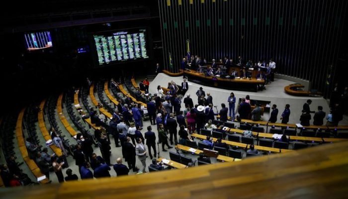 Plenário da Câmara referenda projeto que limita as decisões monocráticas Plenário da Câmara referenda projeto que limita as decisões monocráticas