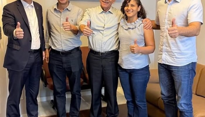 Sarah Menezes assina filiação ao MDB (Foto: reprodução)