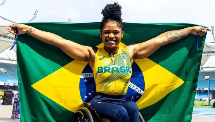 A atleta paralímpica Raísa Machado em mundial na Índia. (Foto: Reprodução/Instagram)