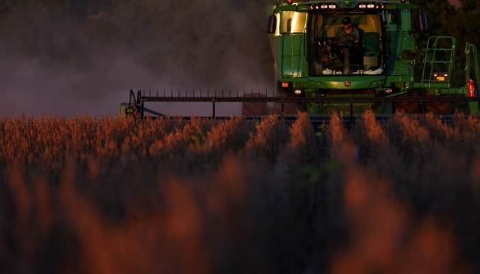 Colheita de soja no Rio Grande do Sul (Foto: REUTERS)