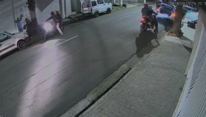 Vídeo mostra brasileira morta em vulcão da Indonésia antes de acidente
