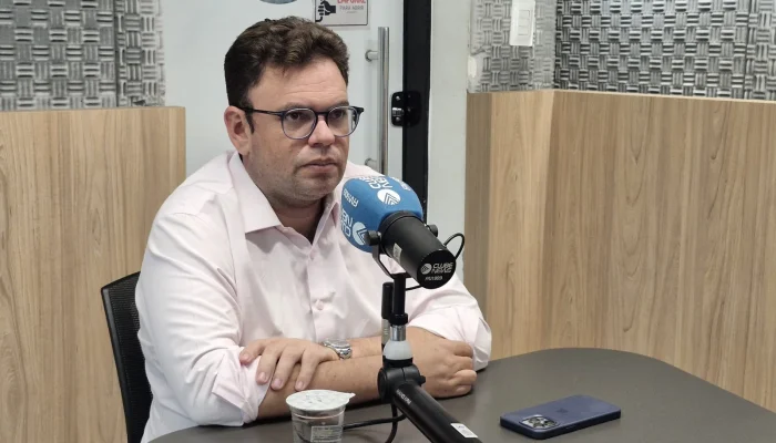 Aluísio Sampaio é exonerado da SDU e retorna à Câmara de Teresina