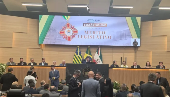 Assembleia Legislativa do Piauí homenageia 34 personalidades com medalhas de mérito legislativo