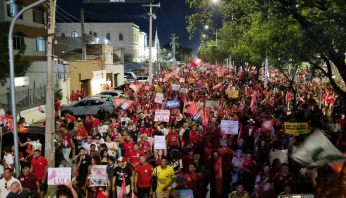 Ato em Teresina mobiliza apoio à reeleição de Lula