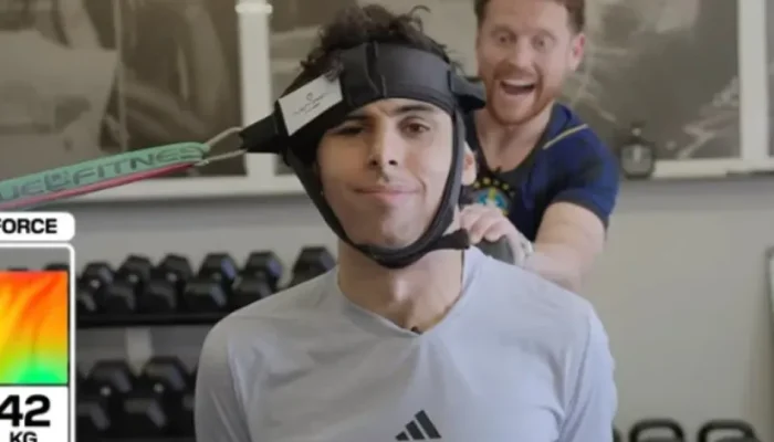 Gabriel Bortoletto viraliza com treino de pescoço e impressiona nas redes sociais