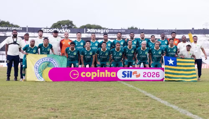 Elenco do Atlético-PI na Copinha 2026 (Foto: Douglas Moreti)